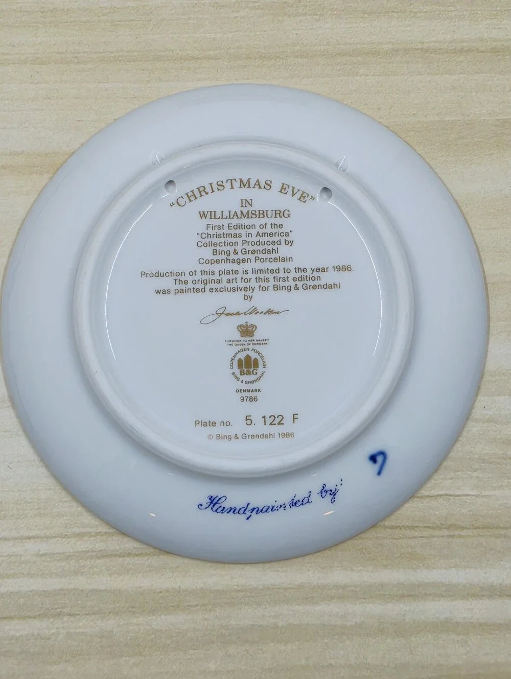 Bing & Grondahl Christmas 1986 Christmas Eve In Williamsburg Porcelain Denmark